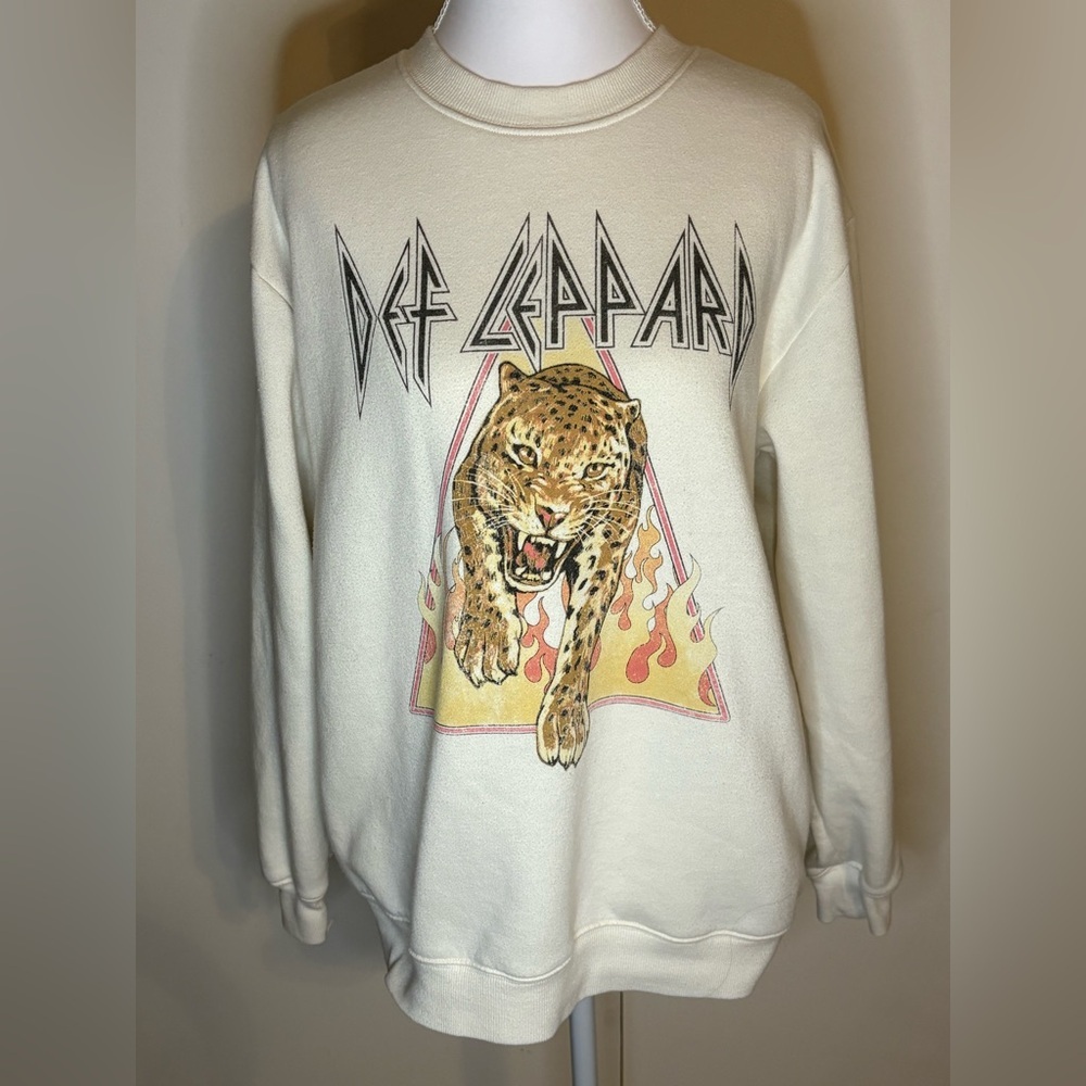 Vinyl Icon Def Lepard Women’s Crew Neck Sweatshirt  Size Medium
